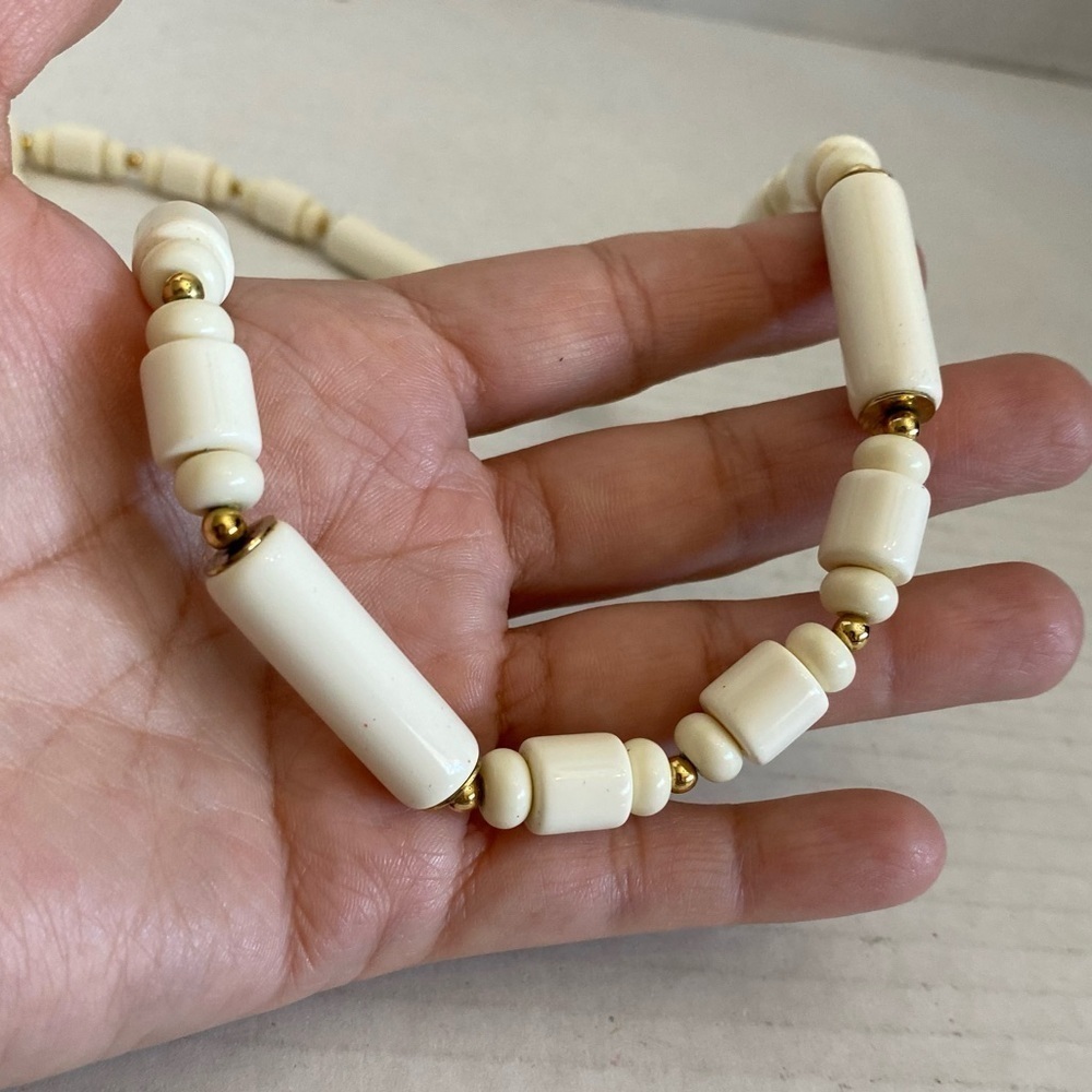 Crown Trifari Vintage White Lucite and Gold Tone Beads Chunky Beaded Necklace